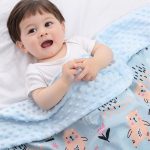 Bear Pattern Double Layer Knitted Baby Comforters