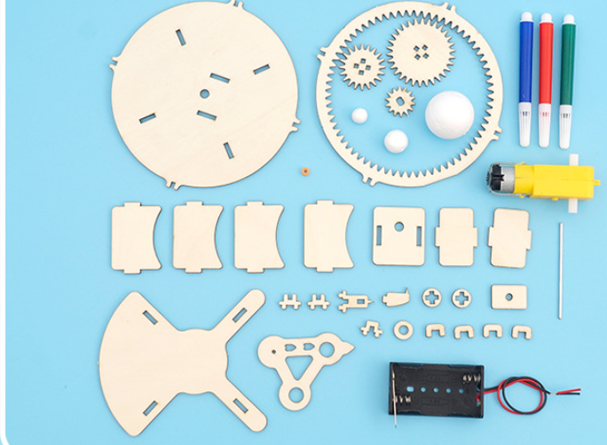 Wood Solar Systerm Educational Kit